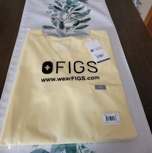 FIGS BUTTER YELLOW Catarina Scrub Top - Size XL Petite - NWT